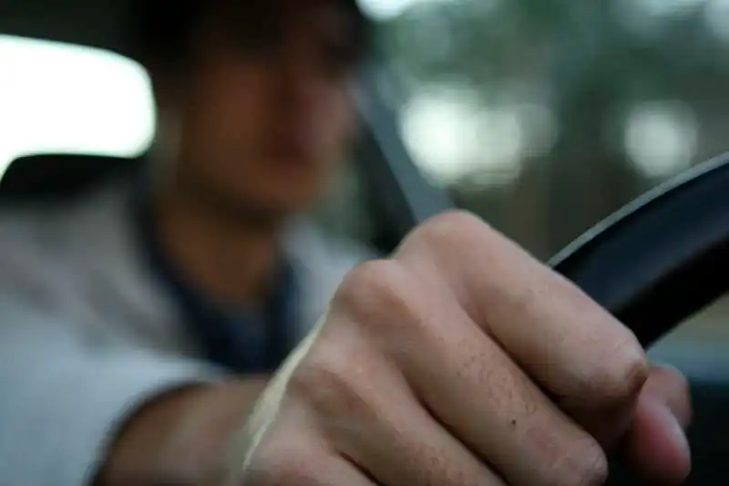 Tips for staying safe while driving