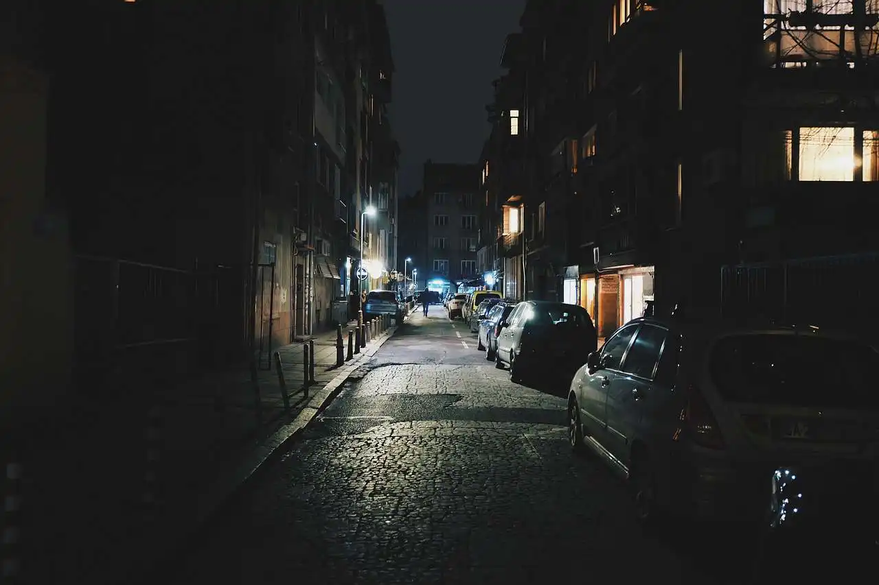 4 tips for safe night driving